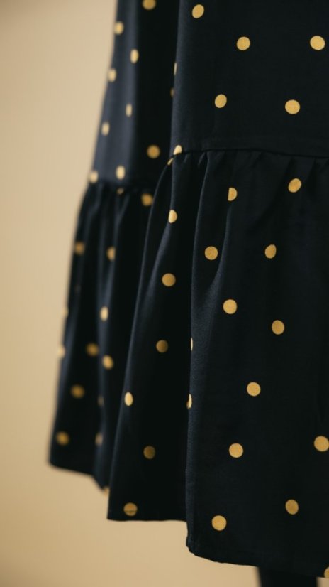 Midi šaty na ramínka s volánkem černá - Velikost: XS/S