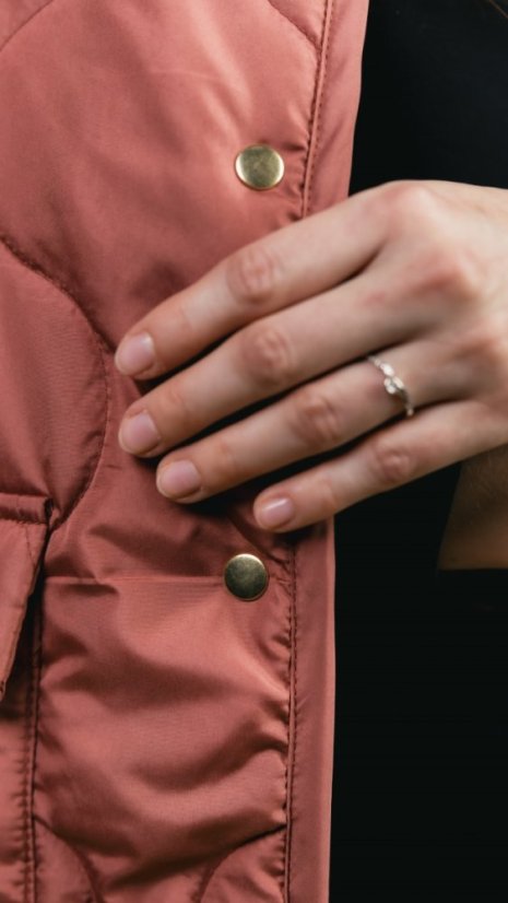 Prošívaná bunda Millie malinová - Velikost: XS