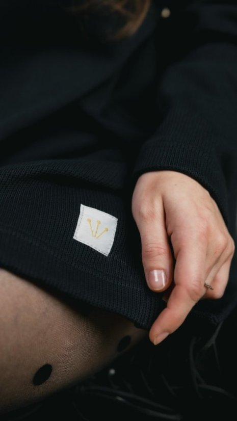 Oversized svetr Mia černá - Velikost: XS/S